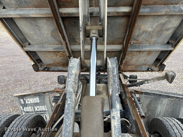 image for item FC5920 2014 Ford F550 Super Duty dump truck