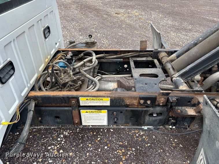 image for item FC5920 2014 Ford F550 Super Duty dump truck