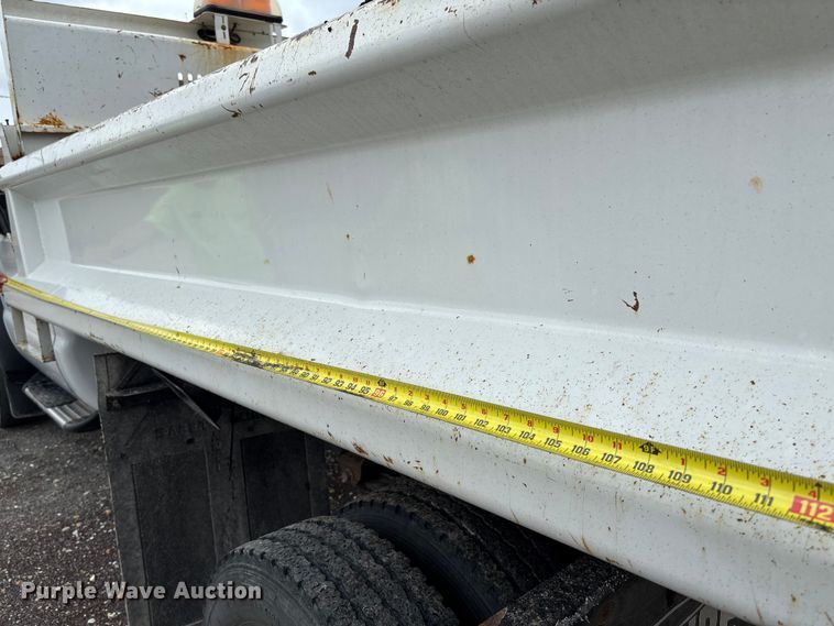 image for item FC5920 2014 Ford F550 Super Duty dump truck