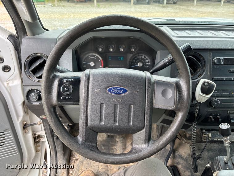 image for item FC5920 2014 Ford F550 Super Duty dump truck