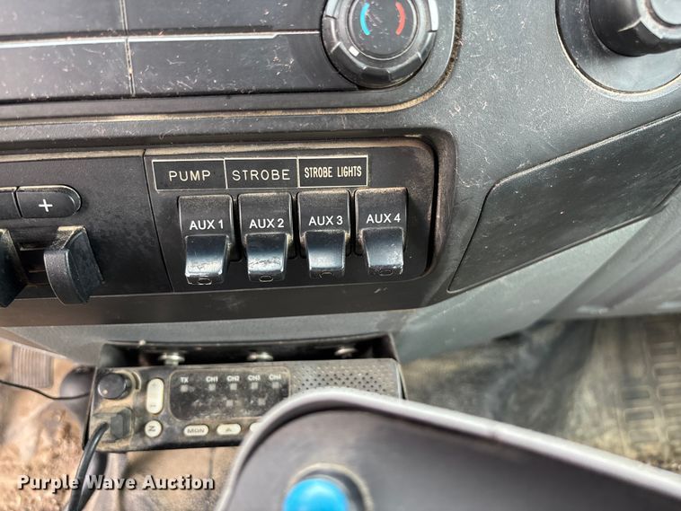 image for item FC5920 2014 Ford F550 Super Duty dump truck