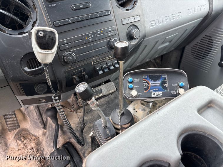 image for item FC5920 2014 Ford F550 Super Duty dump truck