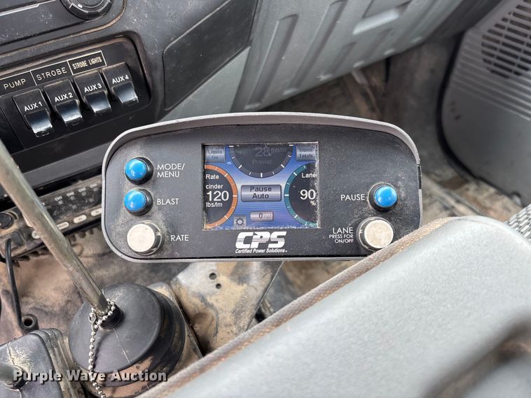 image for item FC5920 2014 Ford F550 Super Duty dump truck