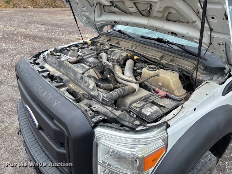 image for item FC5920 2014 Ford F550 Super Duty dump truck