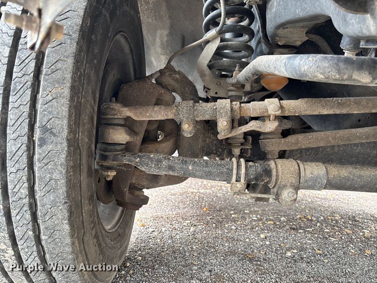 image for item FC5920 2014 Ford F550 Super Duty dump truck