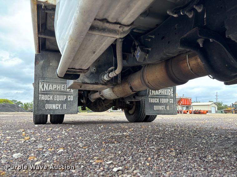 image for item FC5920 2014 Ford F550 Super Duty dump truck