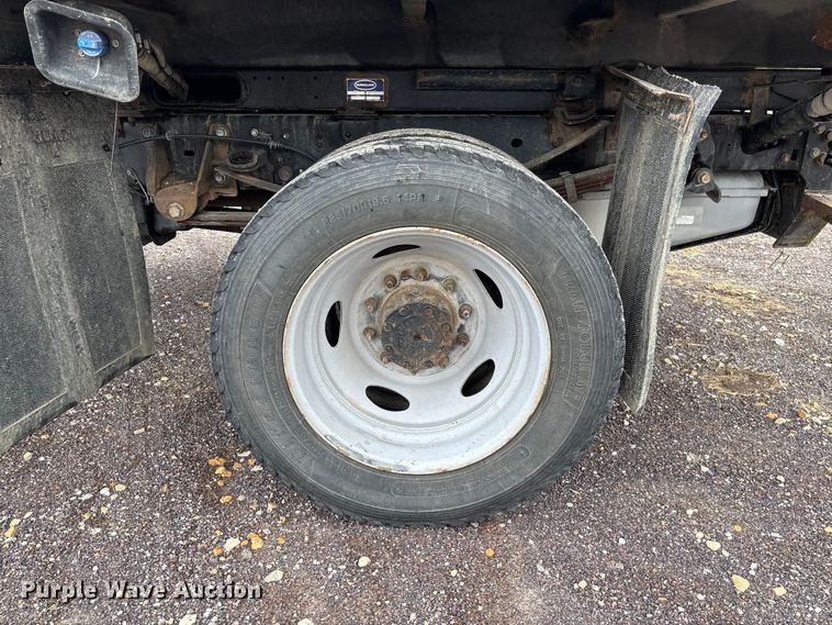 image for item FC5920 2014 Ford F550 Super Duty dump truck