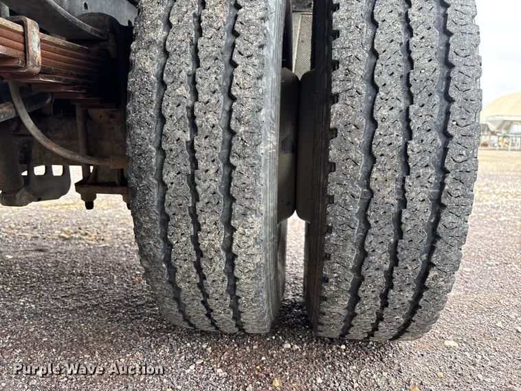 image for item FC5920 2014 Ford F550 Super Duty dump truck