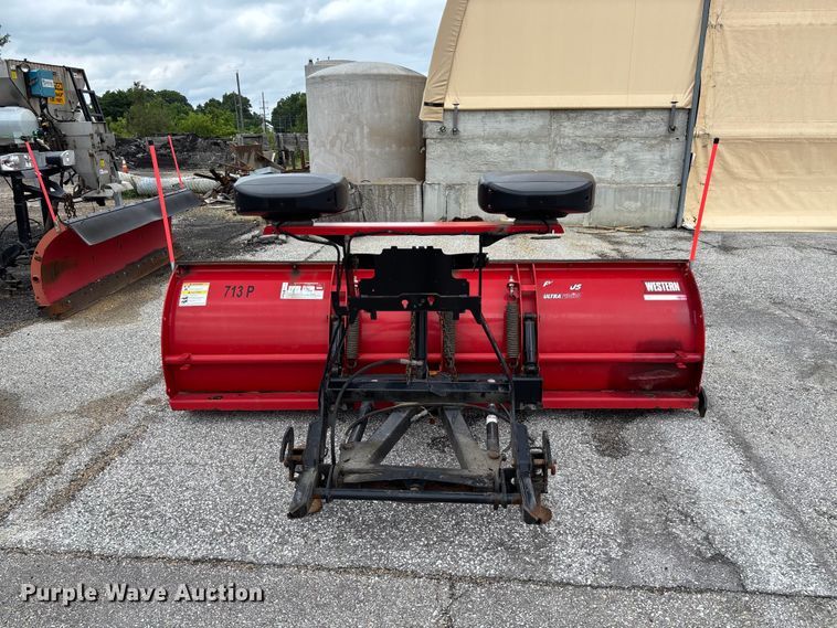 image for item FC5920 2014 Ford F550 Super Duty dump truck