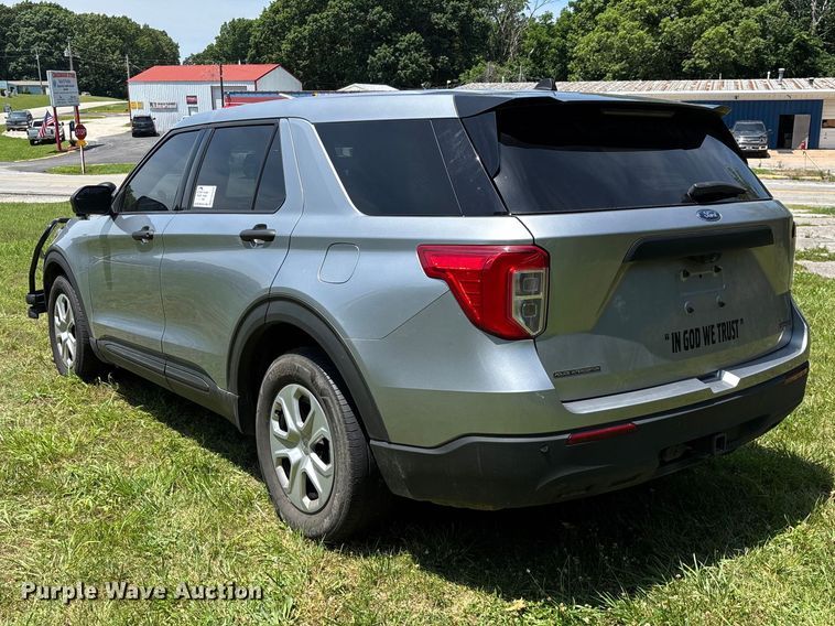 image for item FG0429 2021 Ford Explorer Police SUV