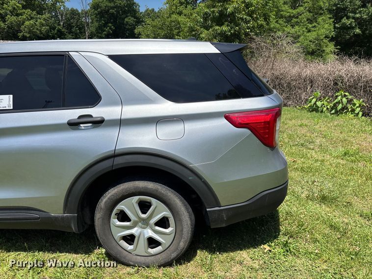 image for item FG0429 2021 Ford Explorer Police SUV