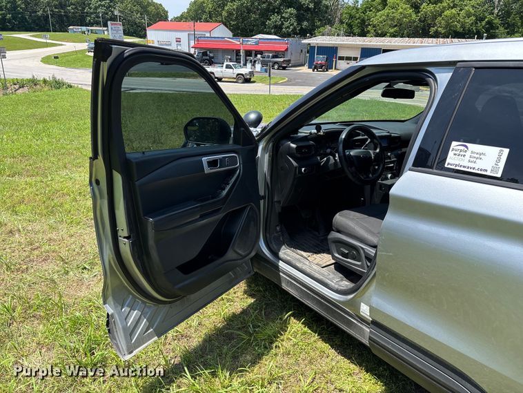 image for item FG0429 2021 Ford Explorer Police SUV
