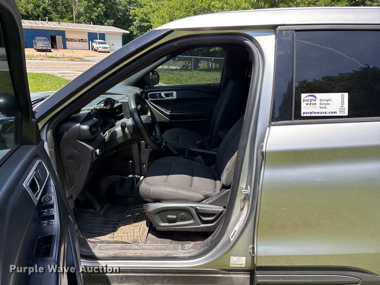 image for item FG0429 2021 Ford Explorer Police SUV