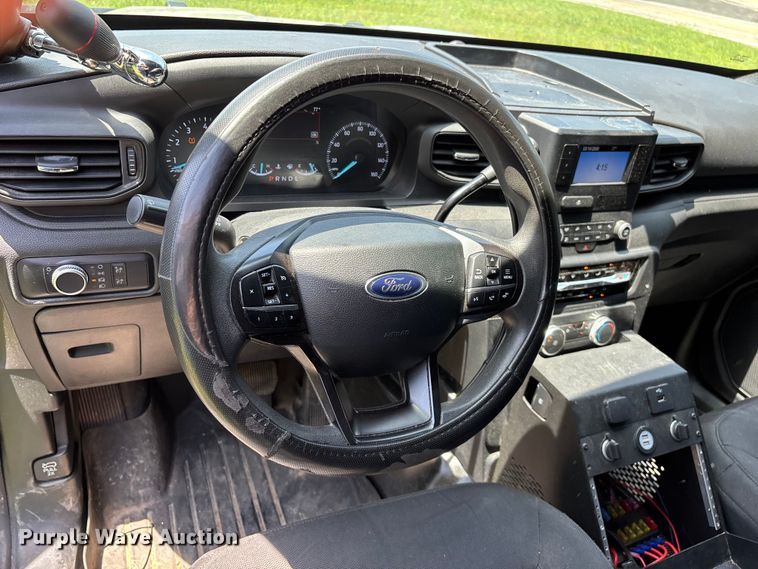 image for item FG0429 2021 Ford Explorer Police SUV