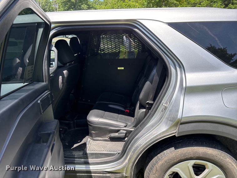 image for item FG0429 2021 Ford Explorer Police SUV