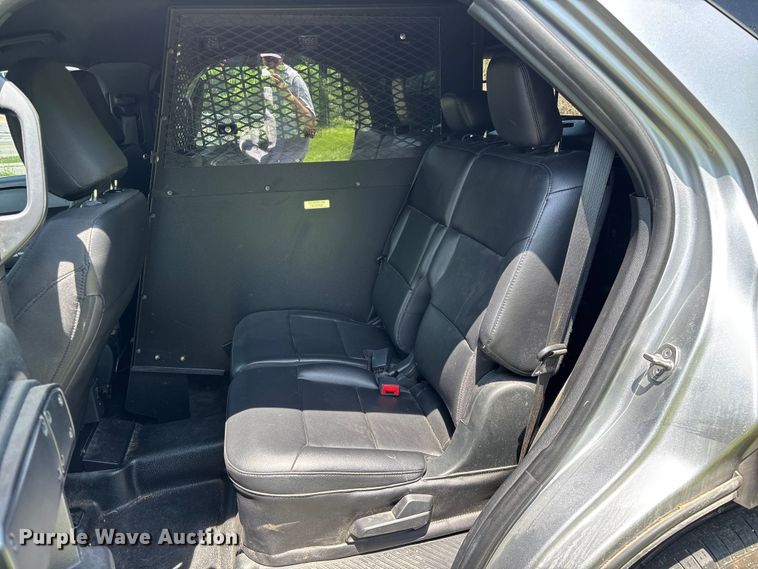 image for item FG0429 2021 Ford Explorer Police SUV