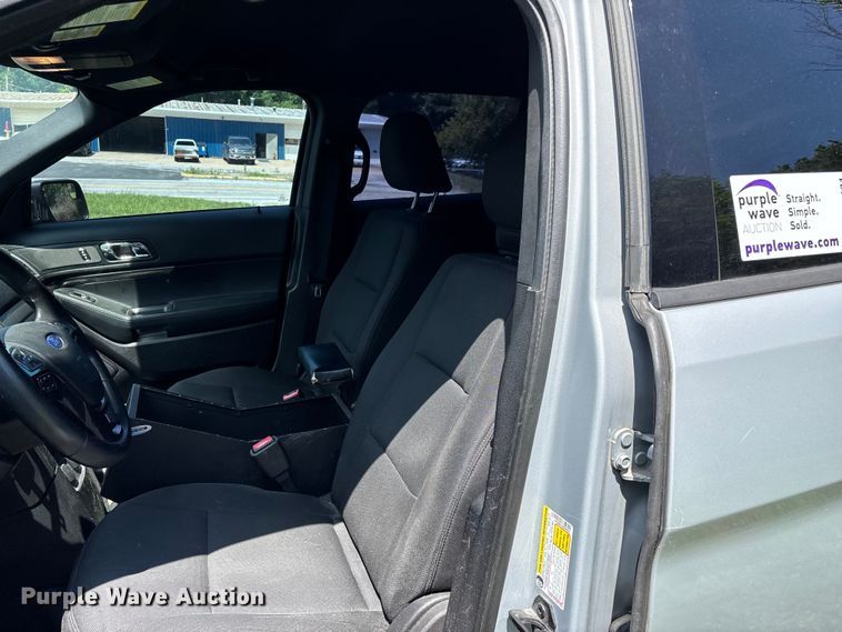 image for item FG0431 2017 Ford Explorer Police SUV