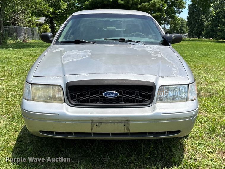 image for item FG0432 2006 Ford Crown Victoria Police Interceptor 