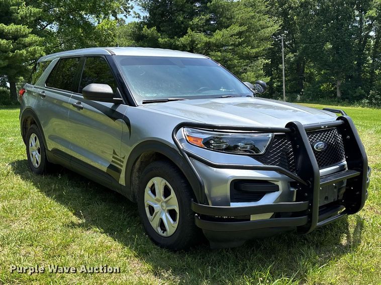 image for item FG0433 2021 Ford Explorer Police SUV