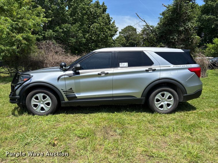 image for item FG0433 2021 Ford Explorer Police SUV