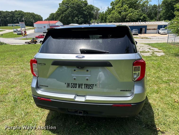 image for item FG0433 2021 Ford Explorer Police SUV