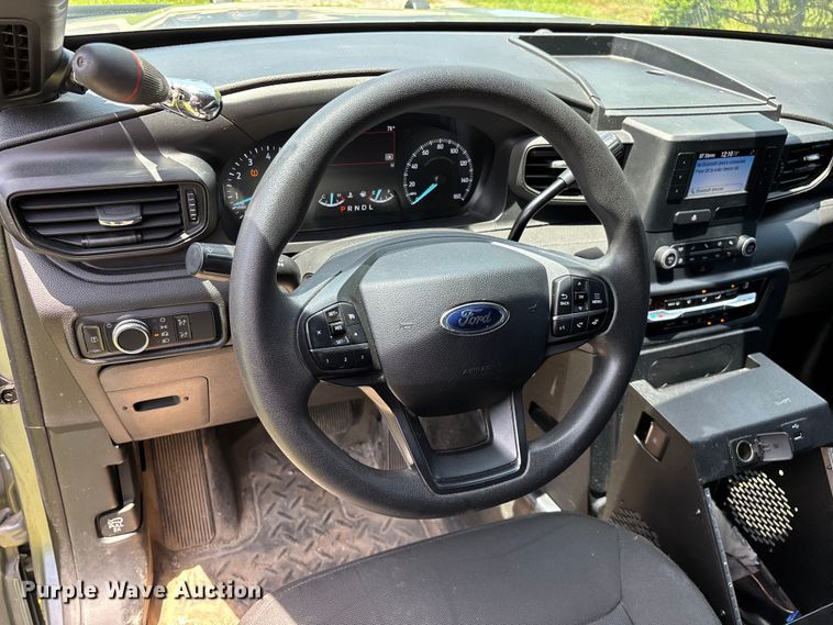 image for item FG0433 2021 Ford Explorer Police SUV
