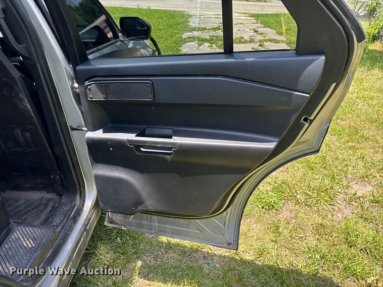 image for item FG0433 2021 Ford Explorer Police SUV