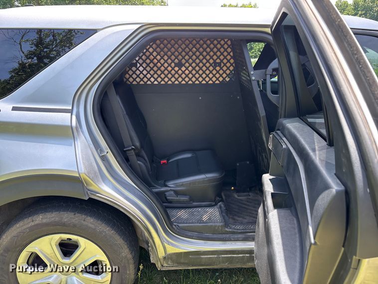 image for item FG0433 2021 Ford Explorer Police SUV