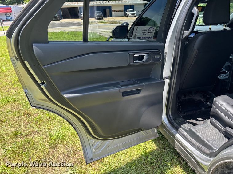 image for item FG0433 2021 Ford Explorer Police SUV