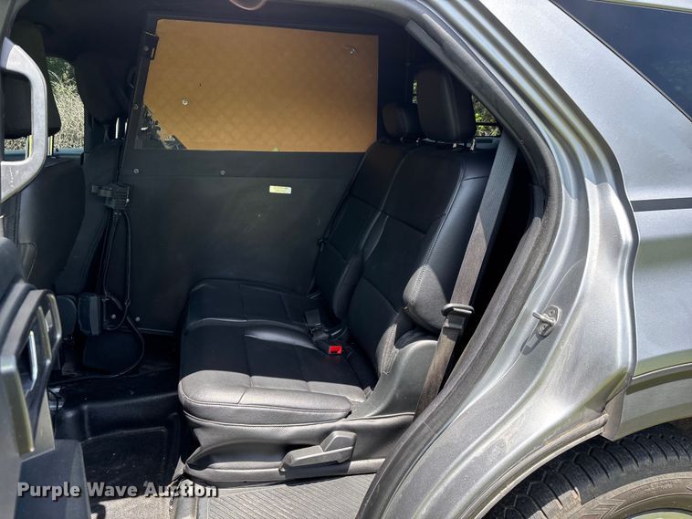 image for item FG0433 2021 Ford Explorer Police SUV