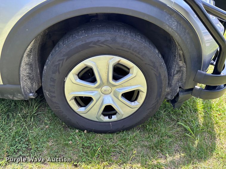 image for item FG0433 2021 Ford Explorer Police SUV