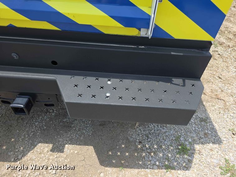 image for item FH6068 2021 Ford F250 Super Duty  Crew Cab utility bed pickup truck