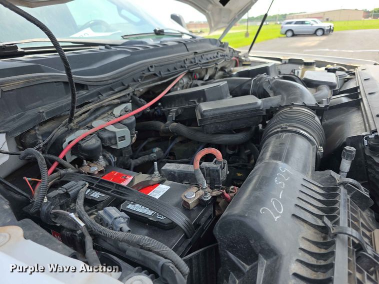 image for item FH6069 2020 Ford F250 Super Duty  Crew Cab utility bed pickup truck