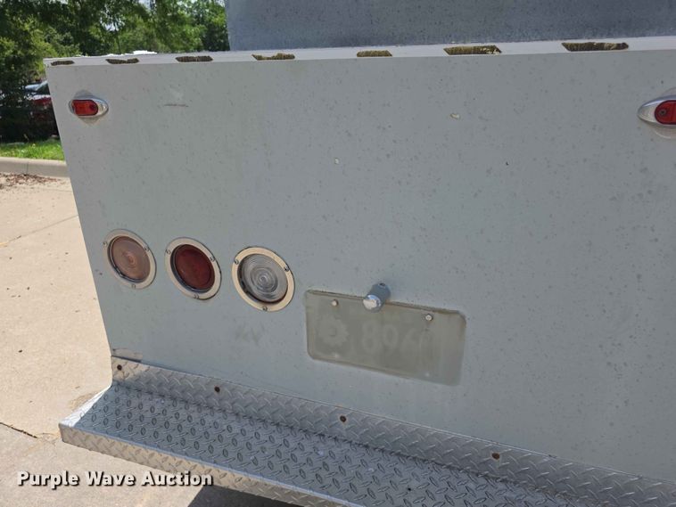 image for item FH6146 1990 Volvo FE613 satellite communication truck