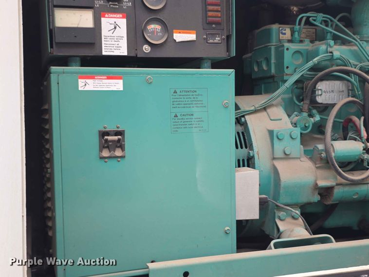 image for item FH6146 1990 Volvo FE613 satellite communication truck