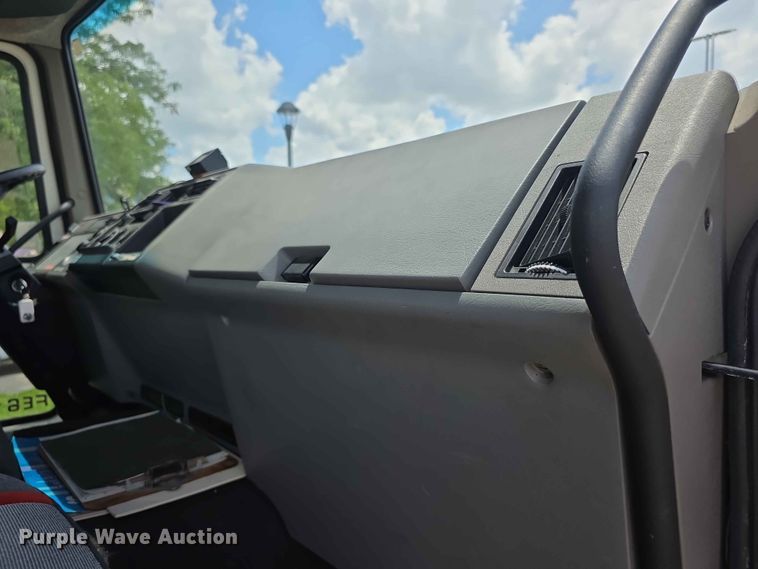 image for item FH6146 1990 Volvo FE613 satellite communication truck