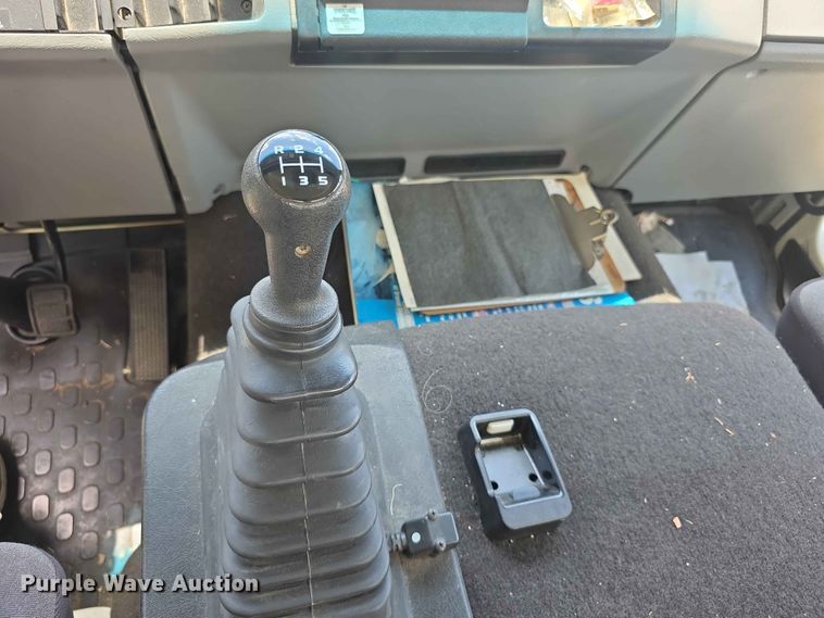 image for item FH6146 1990 Volvo FE613 satellite communication truck