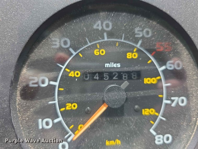 image for item FH6146 1990 Volvo FE613 satellite communication truck