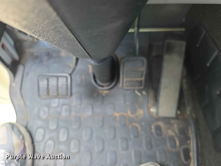 image for item FH6146 1990 Volvo FE613 satellite communication truck