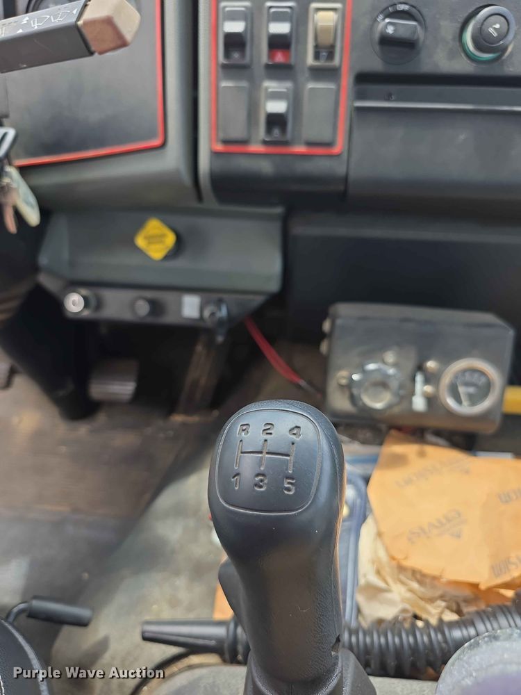 image for item FH6147 1989 Ford C8000 broadcasting truck