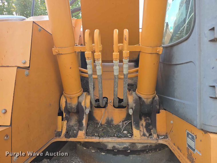 image for item FH6150 2004 Case CX225SR excavator