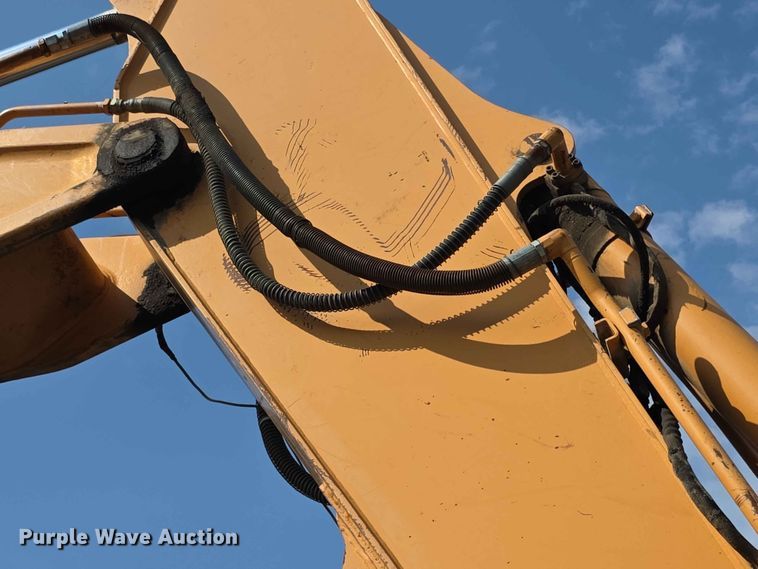 image for item FH6150 2004 Case CX225SR excavator