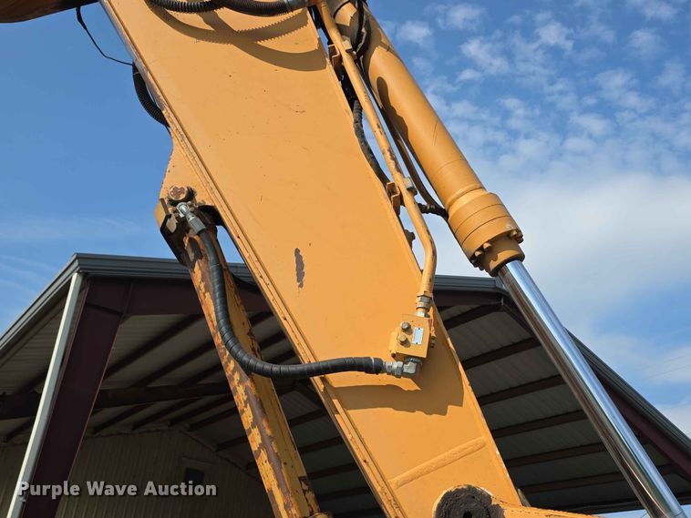 image for item FH6150 2004 Case CX225SR excavator