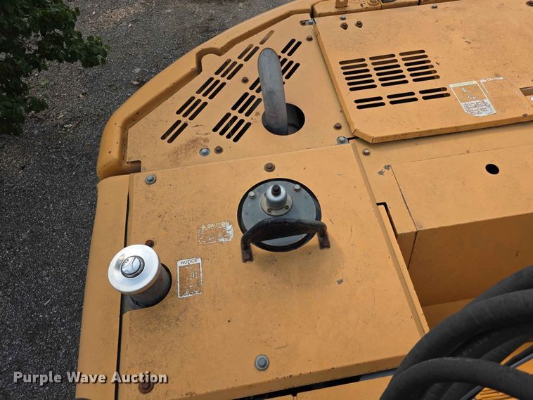 image for item FH6150 2004 Case CX225SR excavator