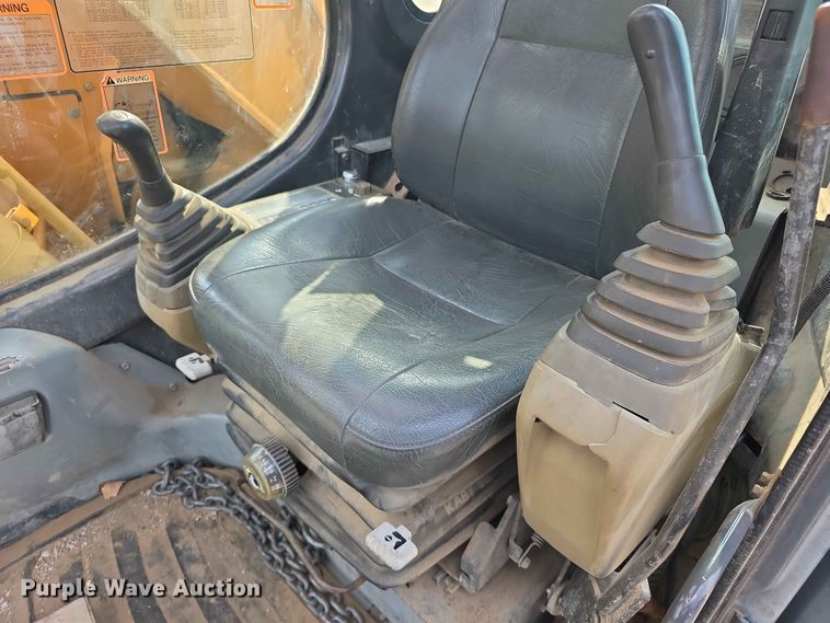 image for item FH6150 2004 Case CX225SR excavator
