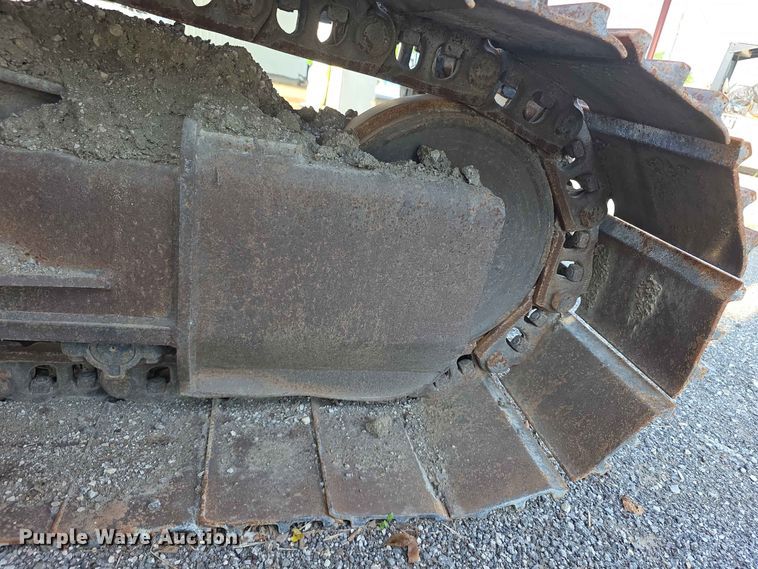 image for item FH6150 2004 Case CX225SR excavator