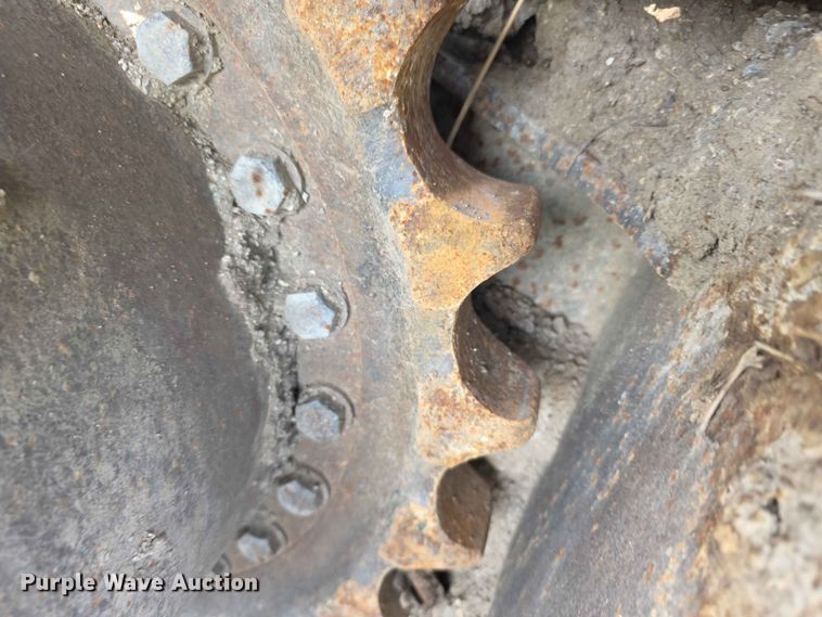 image for item FH6150 2004 Case CX225SR excavator