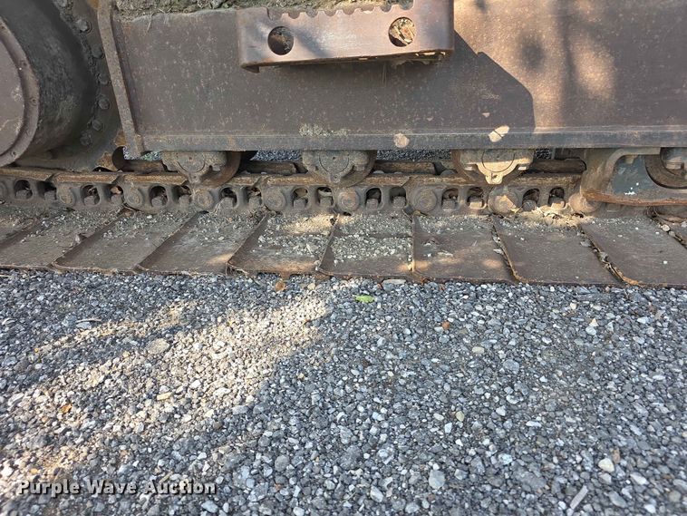 image for item FH6150 2004 Case CX225SR excavator