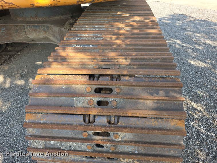 image for item FH6150 2004 Case CX225SR excavator