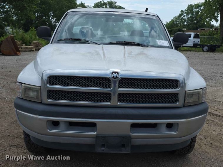 image for item FH6151 1999 Dodge Ram 1500 pickup truck